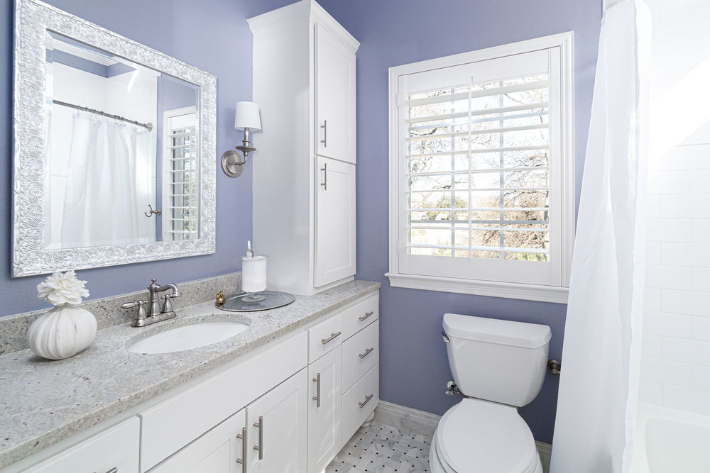 Ensuite Full Bathroom